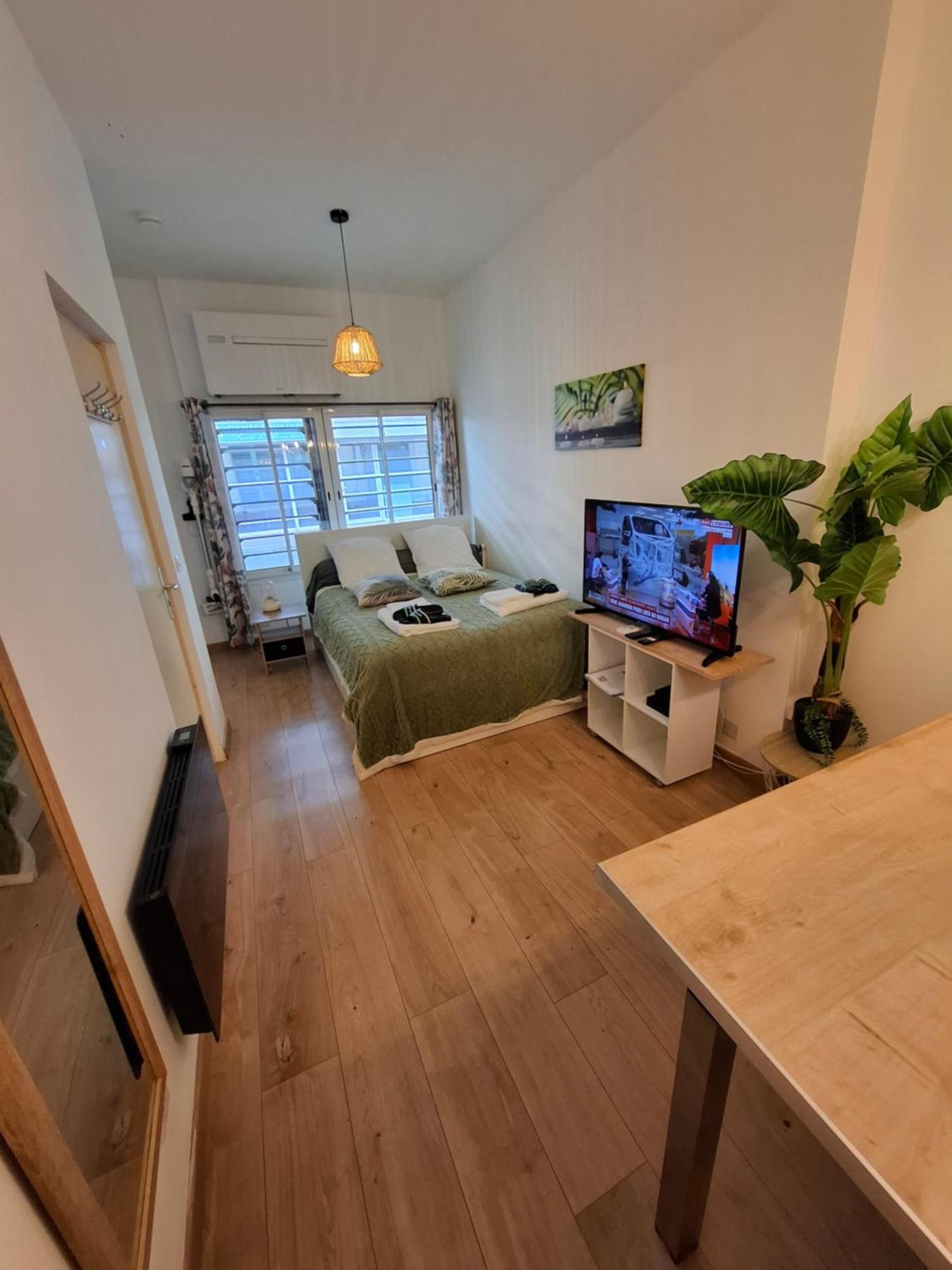 Studio La Casa De Planel Gare Saint Roch Montpellier Buitenkant foto
